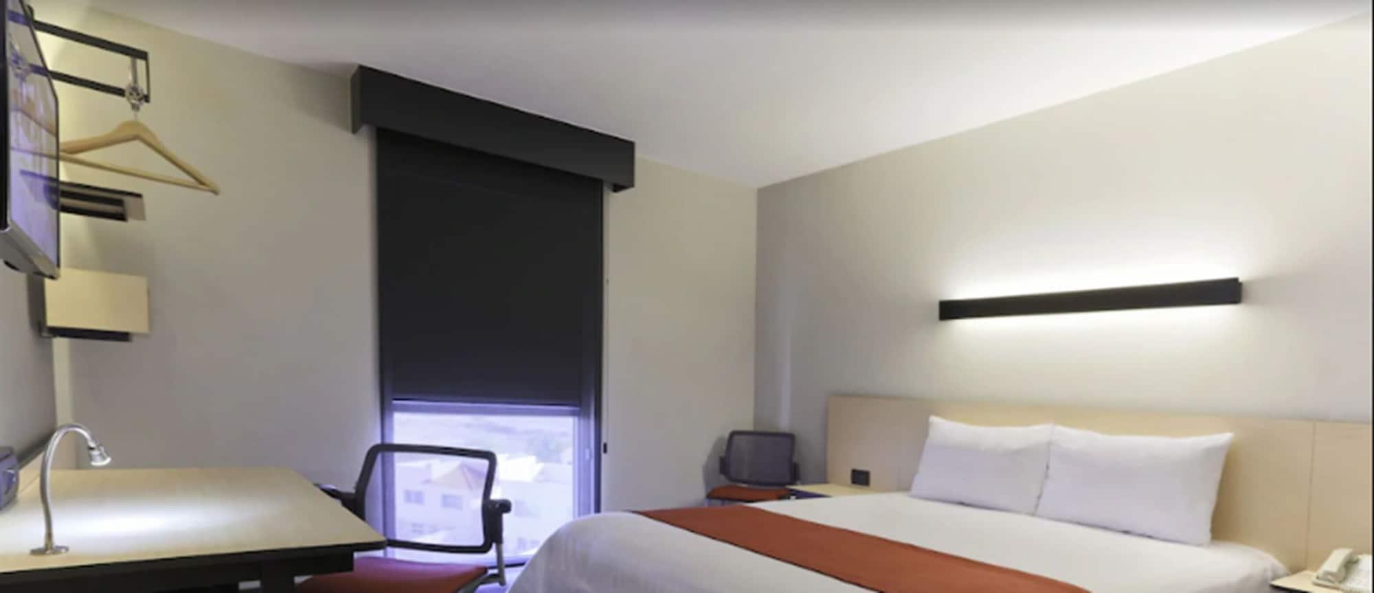 City Express By Marriott Irapuato Norte Esterno foto